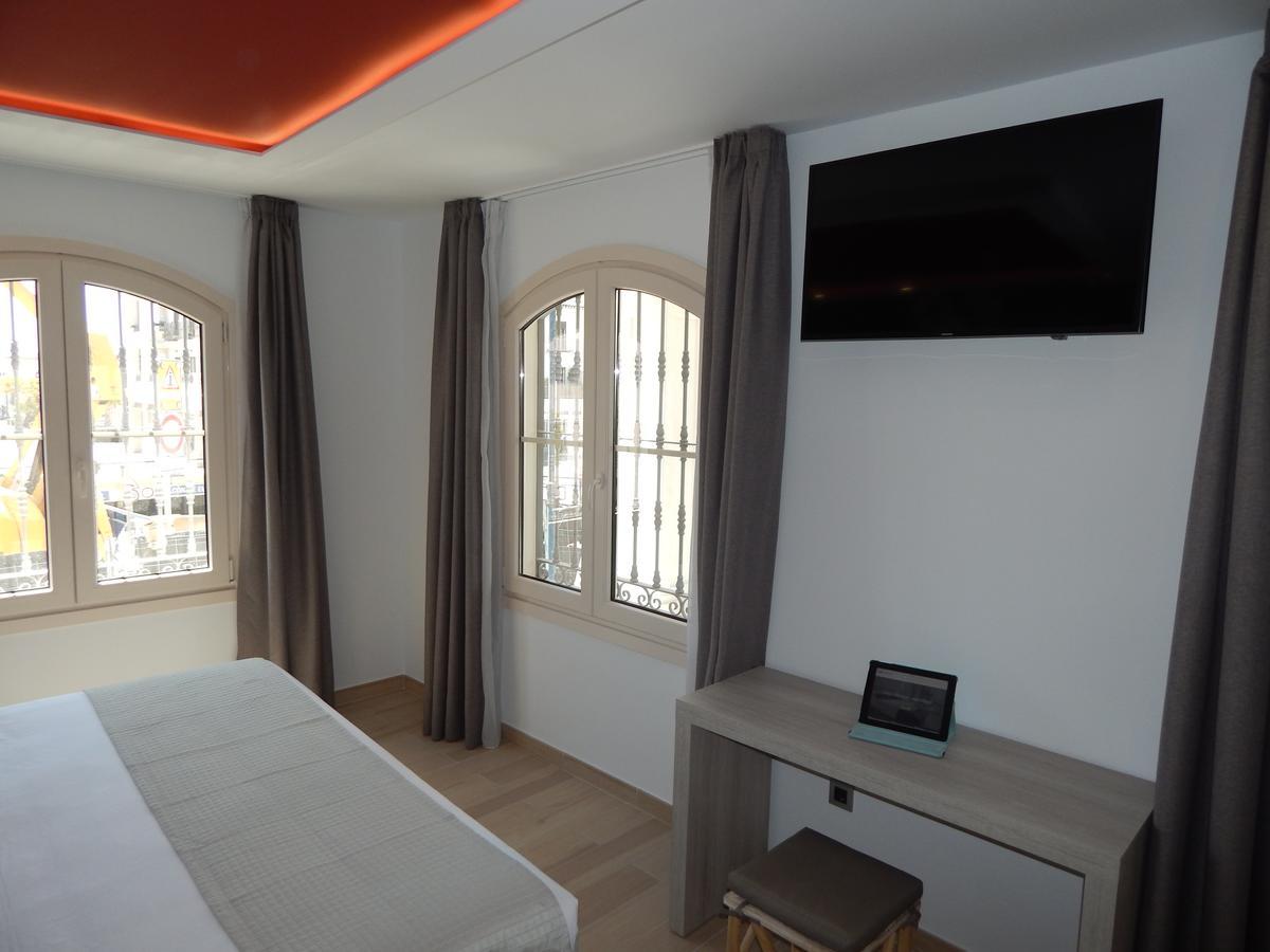 Hostal Boutique Dona Carmen - Adults Recommended เนร์คา ภายนอก รูปภาพ