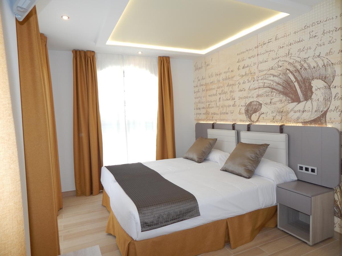 Hostal Boutique Dona Carmen - Adults Recommended เนร์คา ภายนอก รูปภาพ
