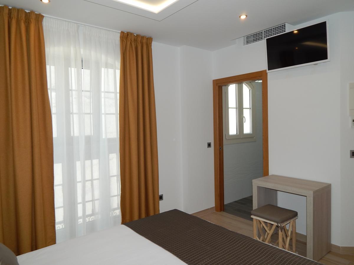 Hostal Boutique Dona Carmen - Adults Recommended เนร์คา ภายนอก รูปภาพ