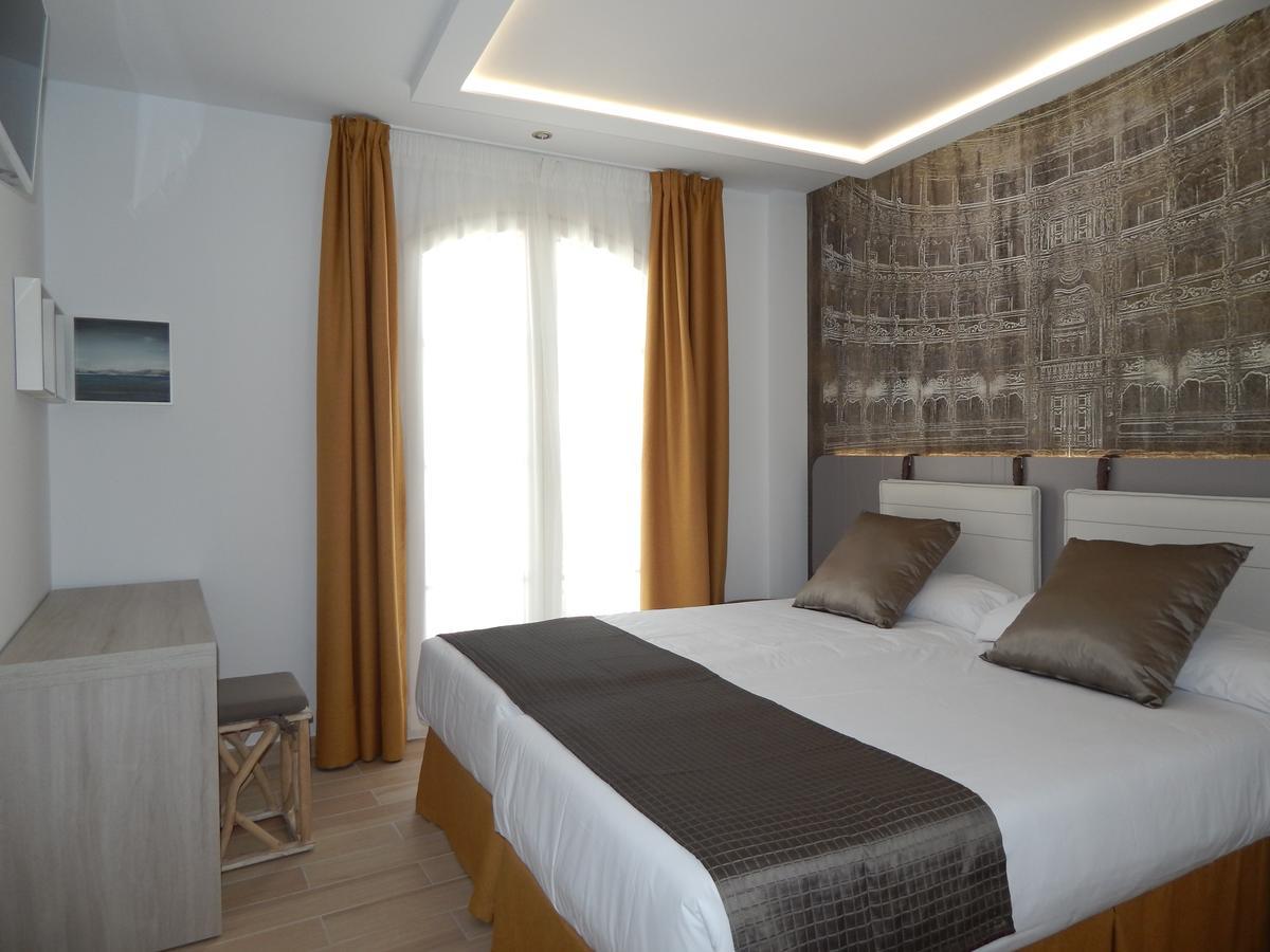 Hostal Boutique Dona Carmen - Adults Recommended เนร์คา ภายนอก รูปภาพ